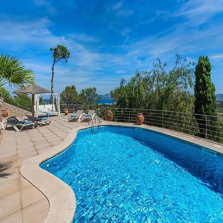 5-bed Villa, Two Pools, Puerto Pollenca * Port de Pollença