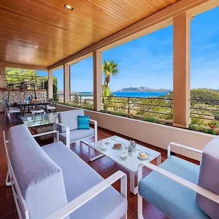 Villa 5-bed Villa, Two Pools, Puerto Pollenca